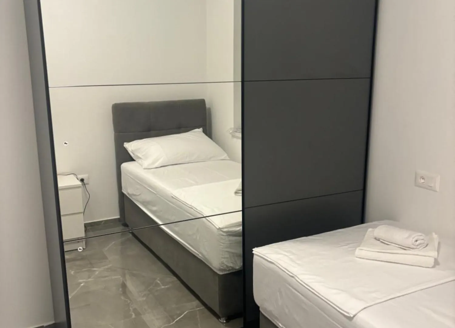 Apartman Tini 2 풀라 아파트